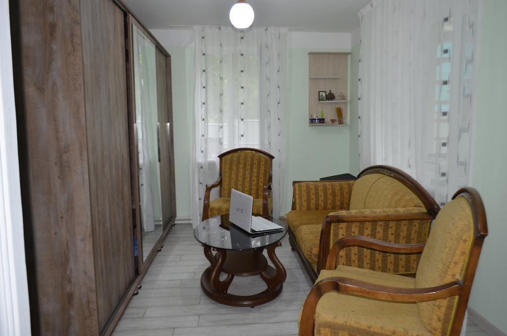 Guest House Gogia Zhabeshi Buitenkant foto